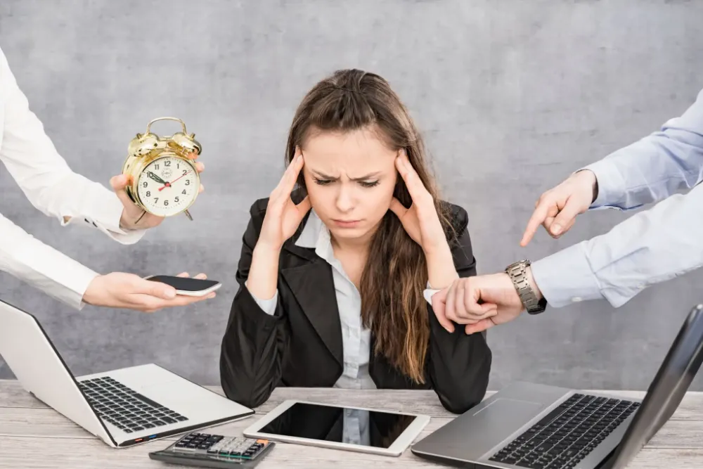 ¿Cómo se deben registrar las horas extra en España (y qué pasa si no lo haces)?